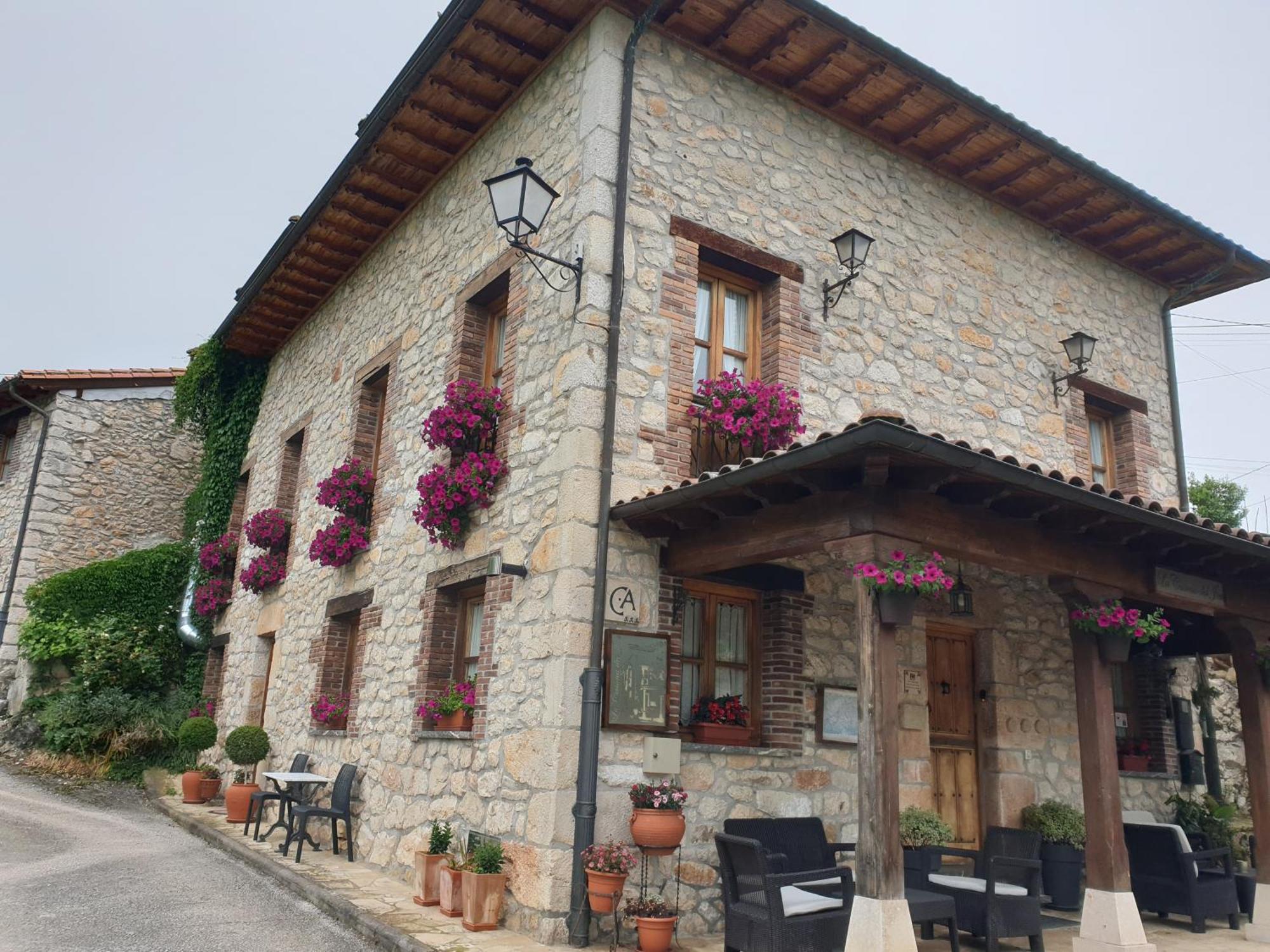Гостьовий будинок La Casona Del Jou Ortiguero Екстер'єр фото